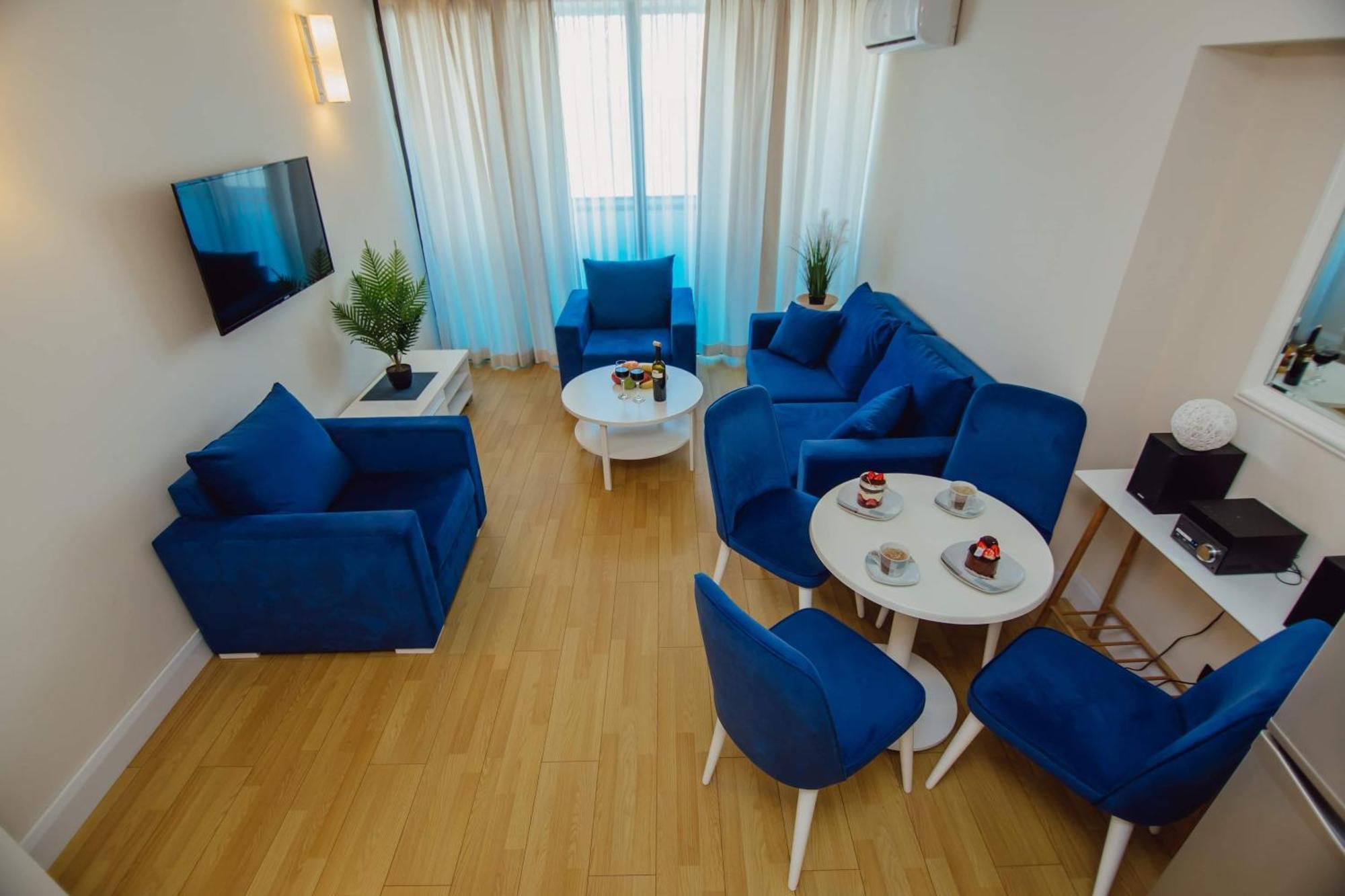 Luxury Beach Front Hotel Batumi Esterno foto
